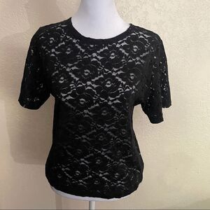 Black lace stretchy short sleeve top S/M